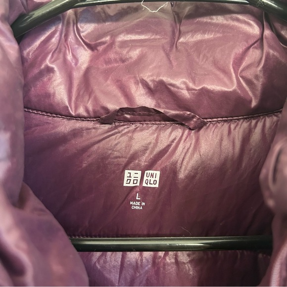Uniqlo Purple Puffer Jacket Lightweight Quilted Design Size Large Packable - Picture 3 of 5